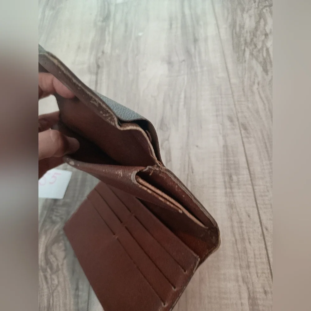 LOUIS VUITTON Porte Tresor International Wallet